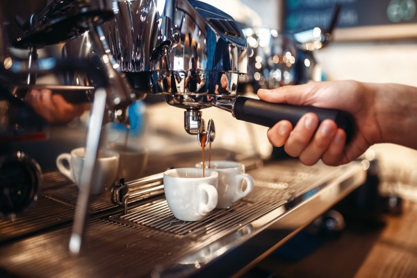 Cà phê trứng là gì? Cách làm cà phê trứng béo ngậy, chuẩn barista