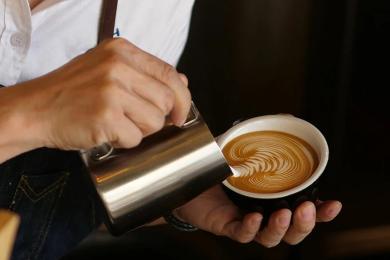 Barista là gì? Công việc barista, phân biệt Barista và Bartender