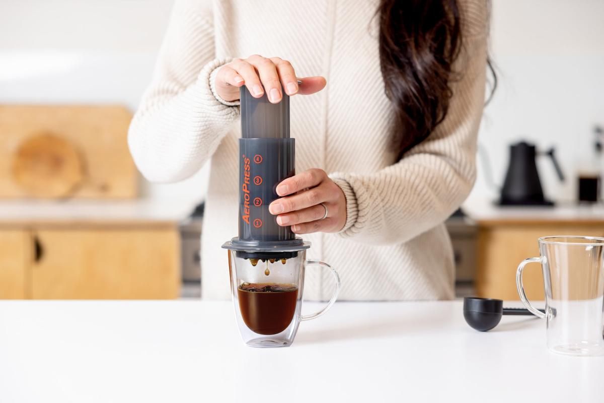 Aeropress là gì? Nguồn gốc của Aeropress