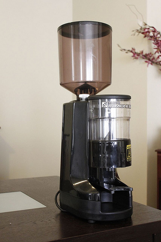 Máy cà phê định lượng MDX của hãng Nuova Simonelli
