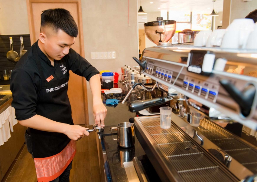 Lắp đặt máy pha cafe espresso Appia II + máy xay MDX OD tại THE COFFEE HOUSE