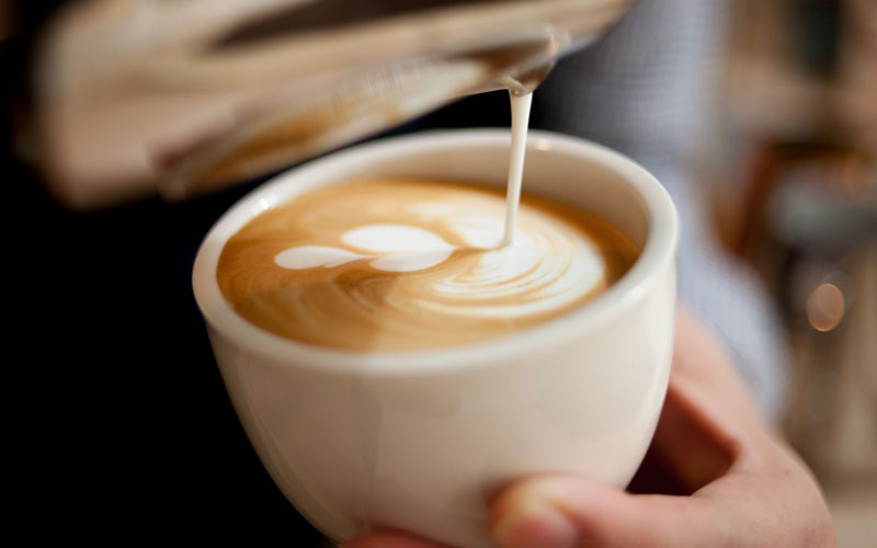 Cà phê Capuchino được tạo nên từ 3 lớp Espresso, sữa nóng và bọt sữa mịn trên cùng