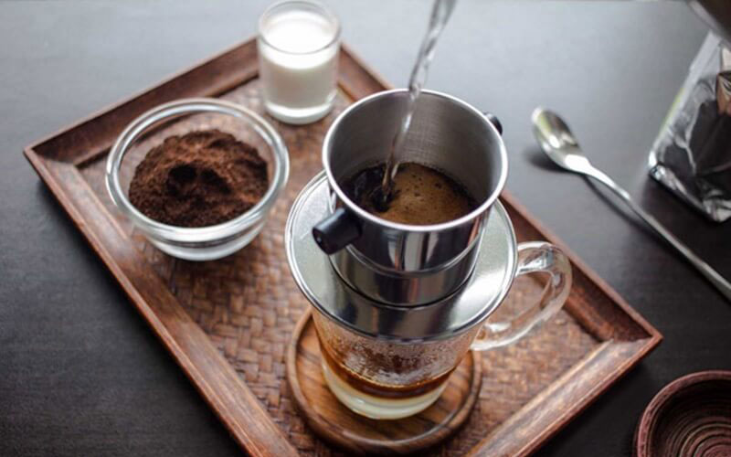 6 bước pha cafe cốt dừa thơm ngon