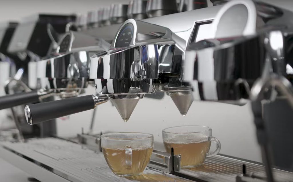 Công nghệ Pure Brew của Black Eagle Maverick pha được trà hay không?